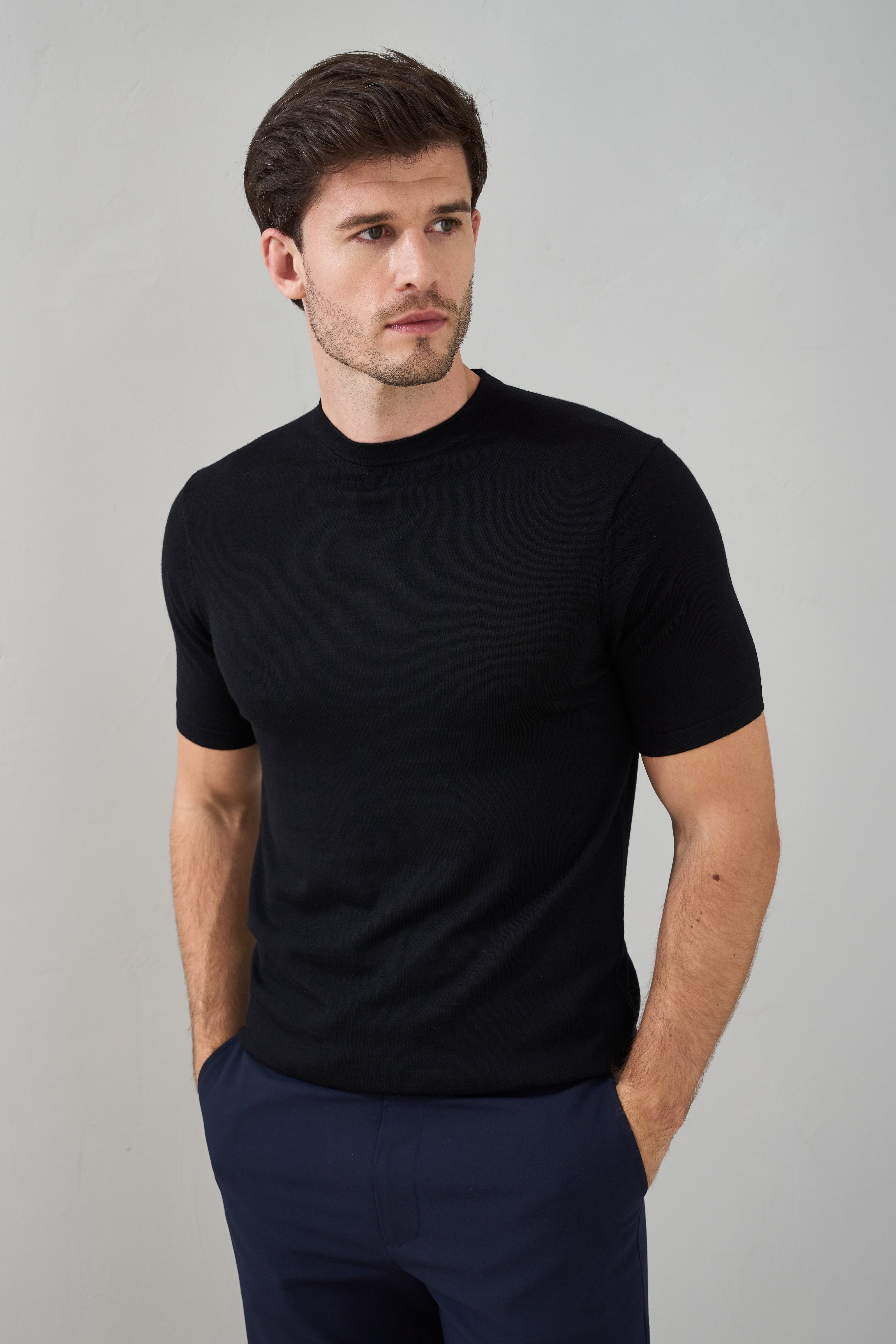 Slim Fit 'Capri' T-Shirt in Black