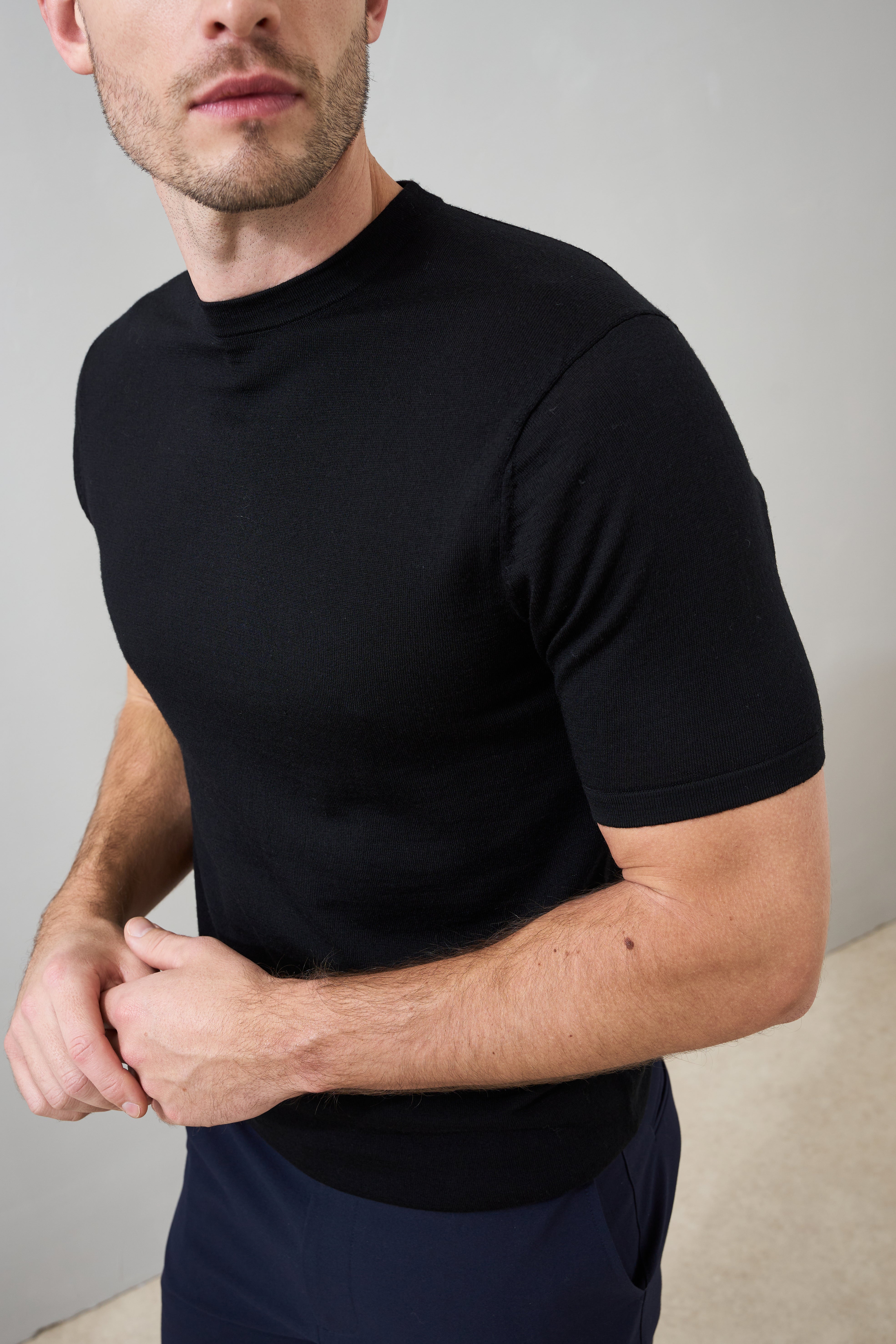 Slim Fit 'Capri' T-Shirt in Black
