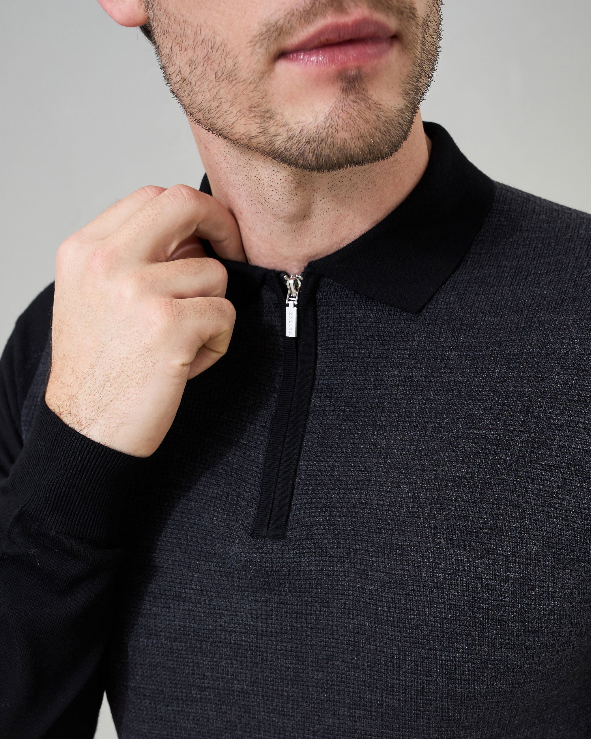 Micro Stitch 'Pazzano' Polo in Black/Charcoal