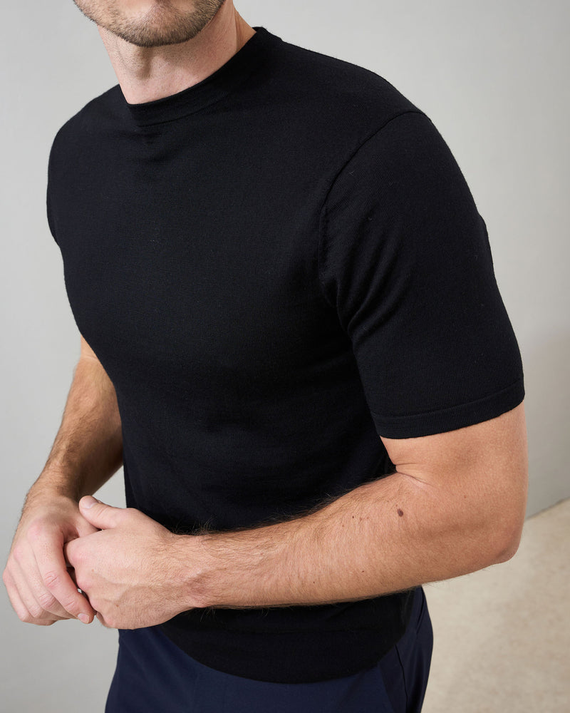Slim Fit 'Capri' T-Shirt in Black