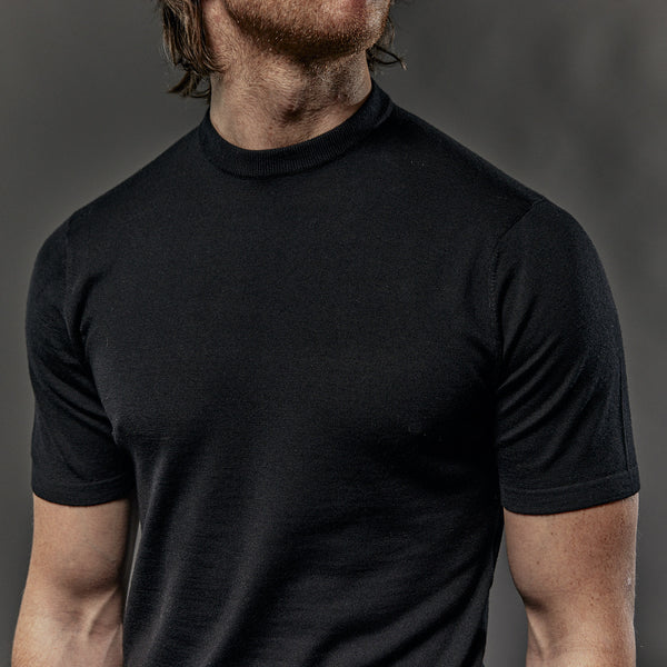 Slim Fit 'Capri' T-Shirt in Black